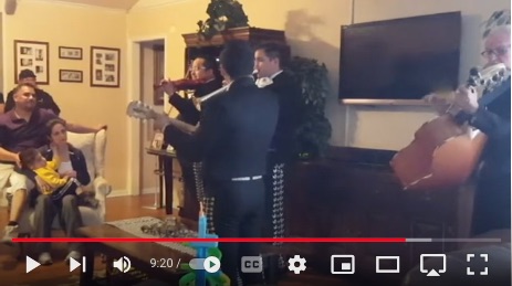 image of Mariachi Valentine serenade